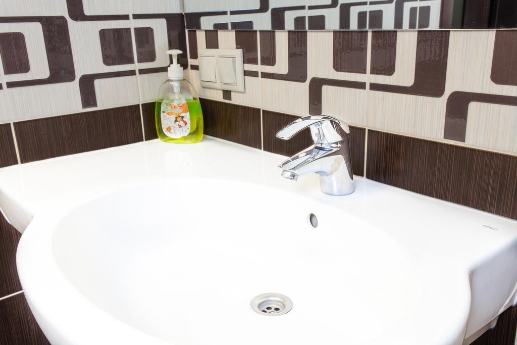 Home Comfort Livoberezhna Iec Kiev Dış mekan fotoğraf