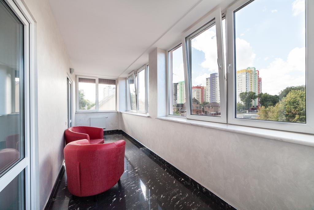 Home Comfort Livoberezhna Iec Kiev Dış mekan fotoğraf
